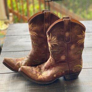 Distressed Old Gringo Boots